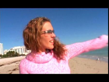 lorie a la plage